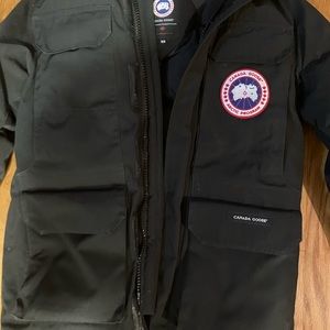 Brand new great condition. Medium size